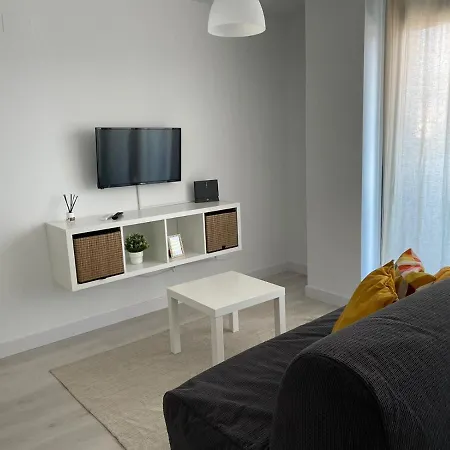 Lovely With Pool In Fuengirola Mijas Costa Apartamento